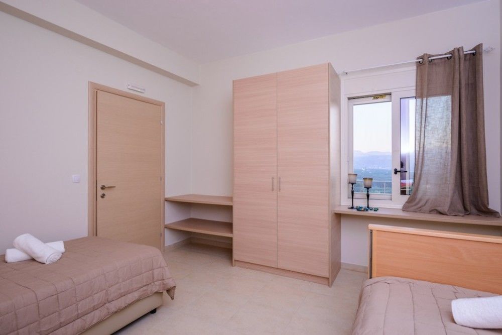 Aksos Suites Accessible Accommodation Agia  Buitenkant foto